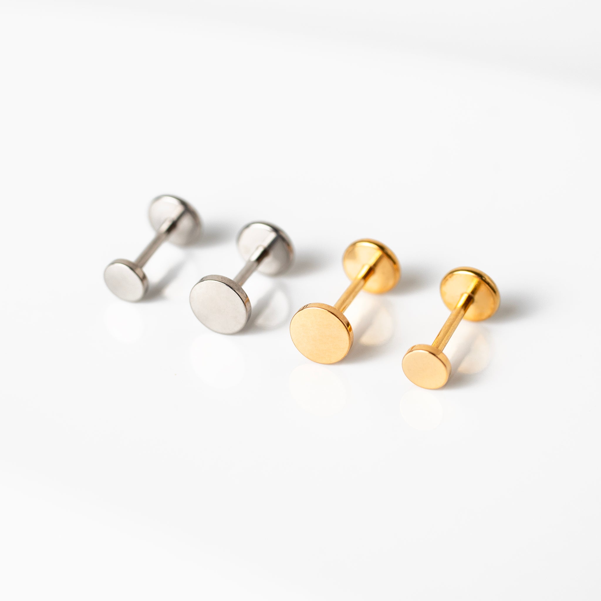 kitt-smooth-disc-titanium-flat-back-sleeper-earrings-grayling