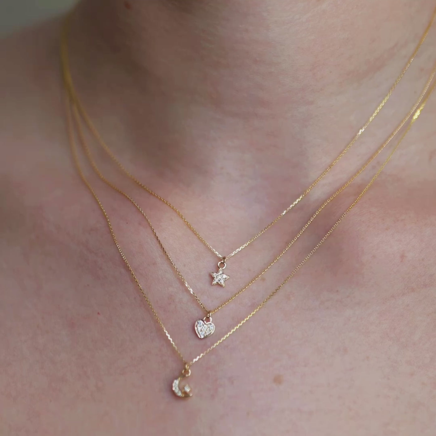 Diamond Pavé Star Pendant Necklace - 14K Solid Gold