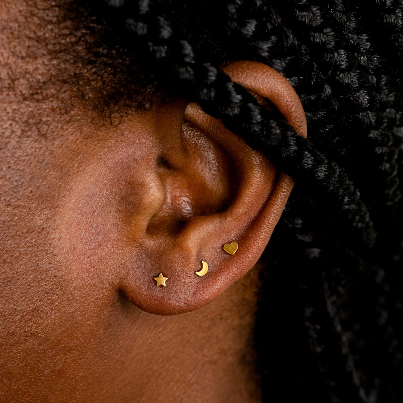 24 CARAT GOLD PLATED EAR PIERCING STUDS STUD EARRINGS SURGICAL WOMENS  JEWELLERY | eBay