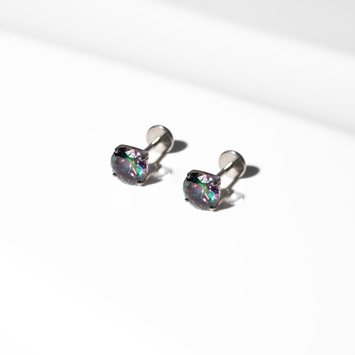 Envy Solitaire Round Titanium Flat Back Sleeper Earrings