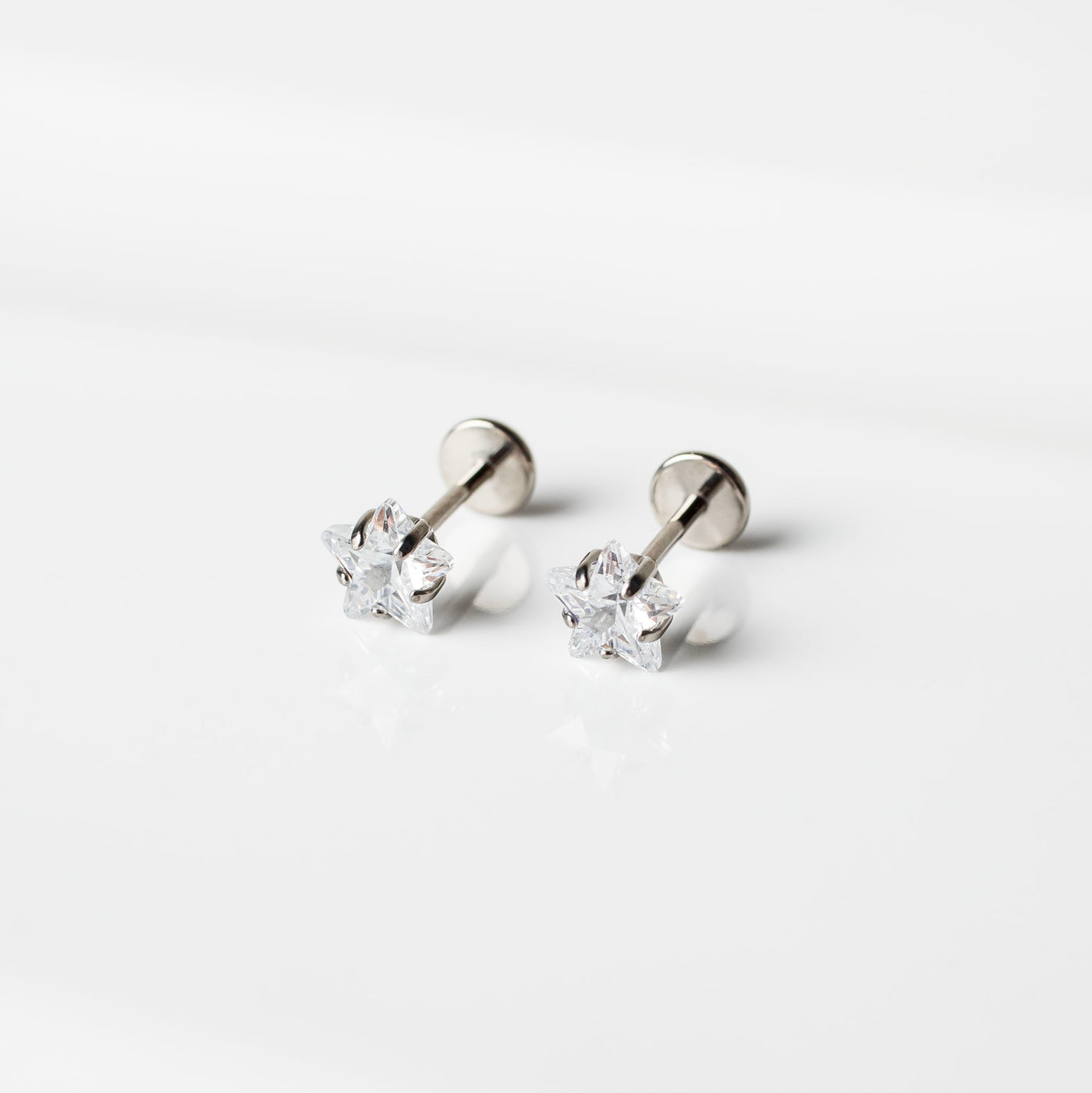 Niall Prong Set Star Titanium Flat Back Sleeper Earrings
