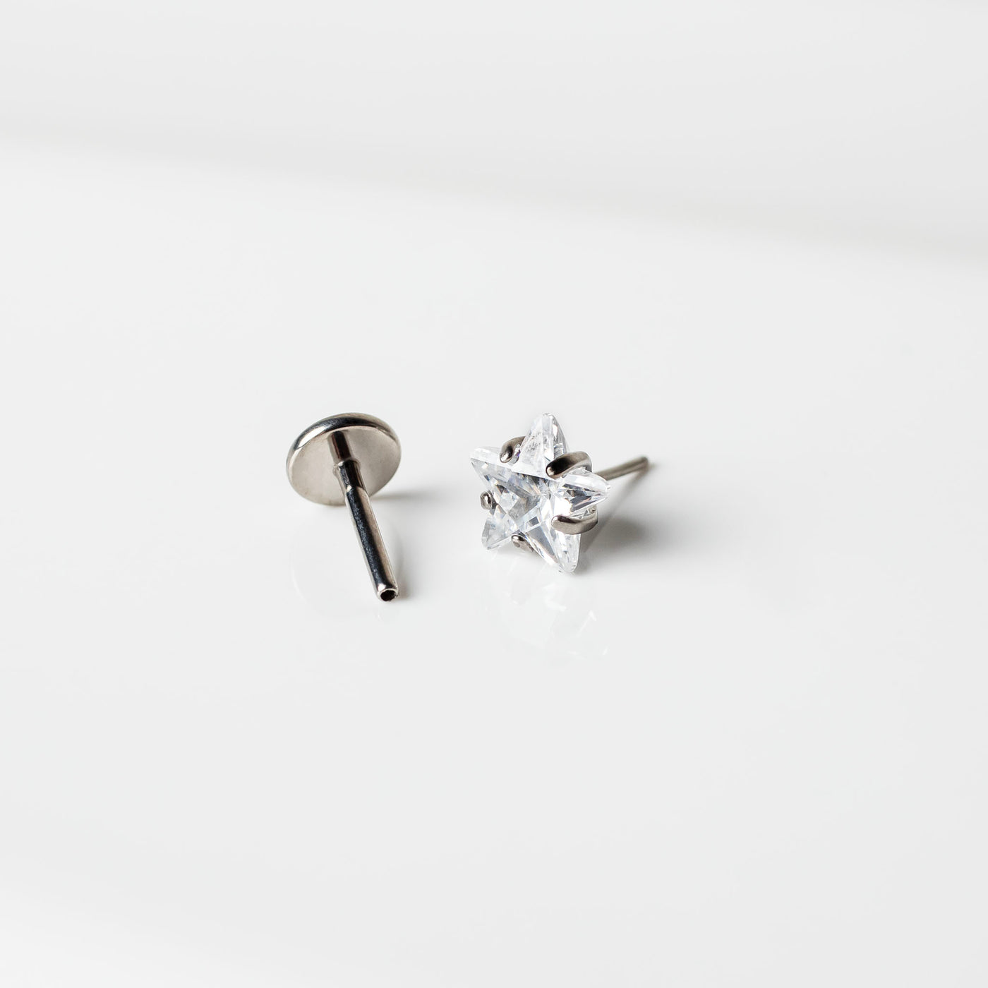 Niall Prong Set Star Titanium Flat Back Sleeper Earrings