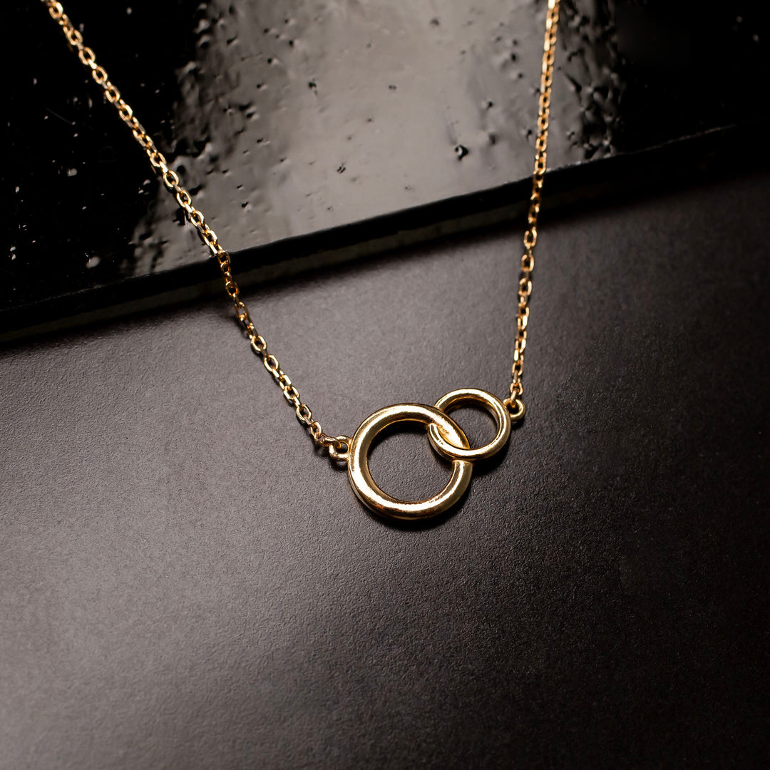 14k Gold Gold Interlocking Rings Necklace 14K Gold Interlocking