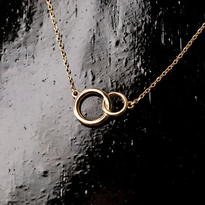 Interlocking Linked Circles Necklace - 14K Solid Gold