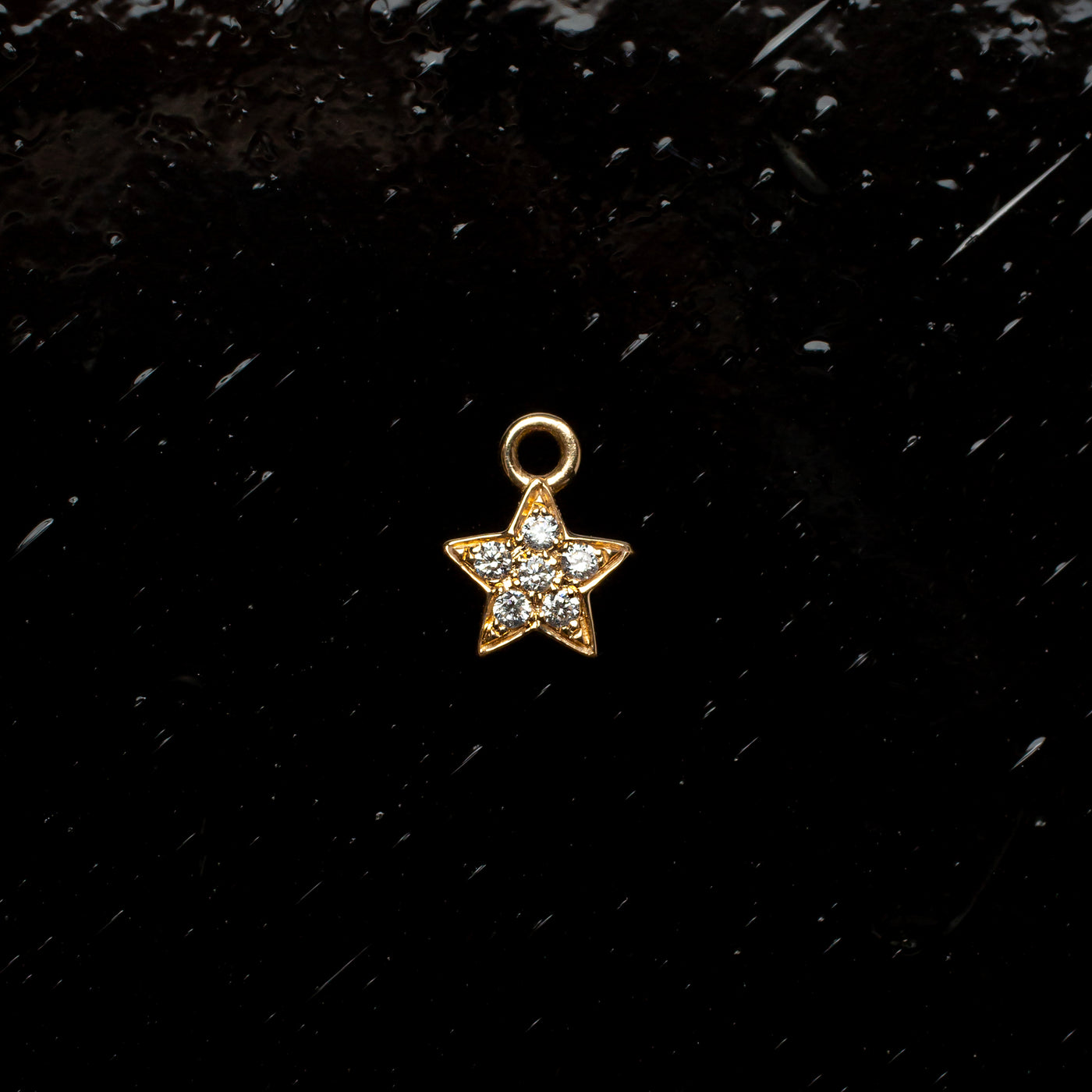 Single Diamond Pavé Star Huggie Charm - 14K Solid Gold
