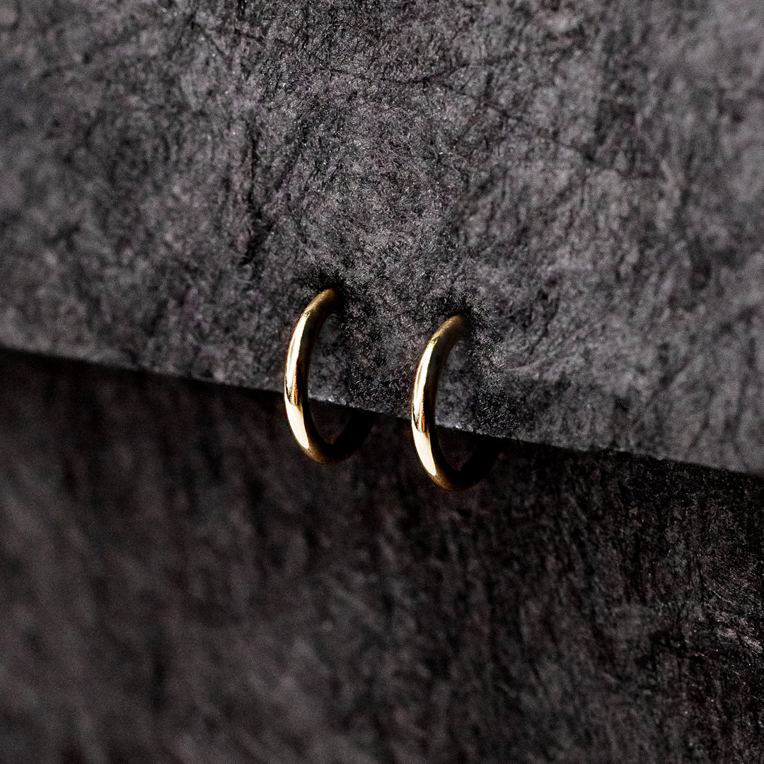 Miki Smooth Hinged Segment Ring - 14k Solid Gold Clicker Hoop for