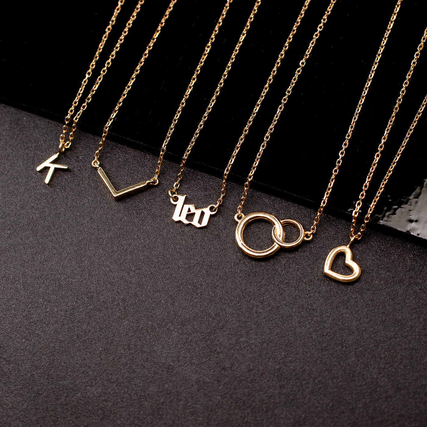 Interlocking Linked Circles Necklace - 14K Solid Gold