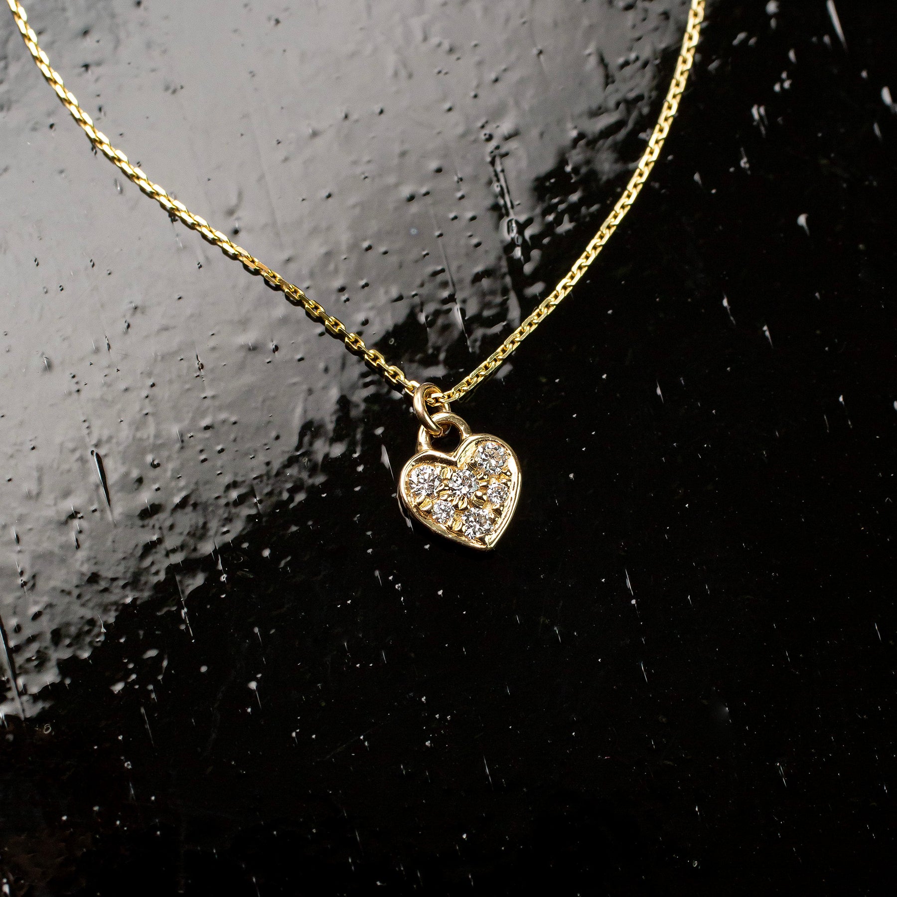 Diamond Pavé Heart Pendant Necklace - 14K Solid Gold – Grayling