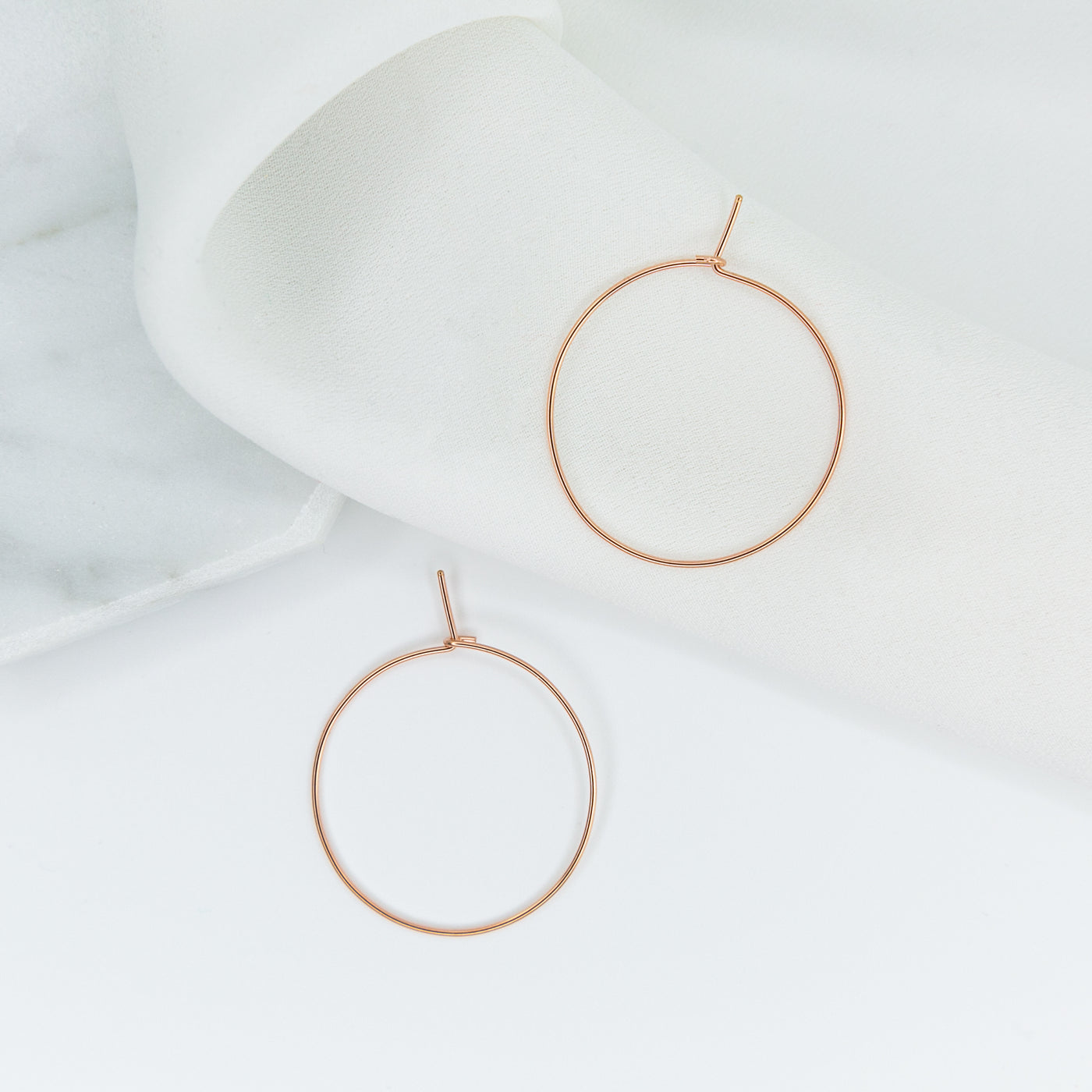Weightless Small Hoops